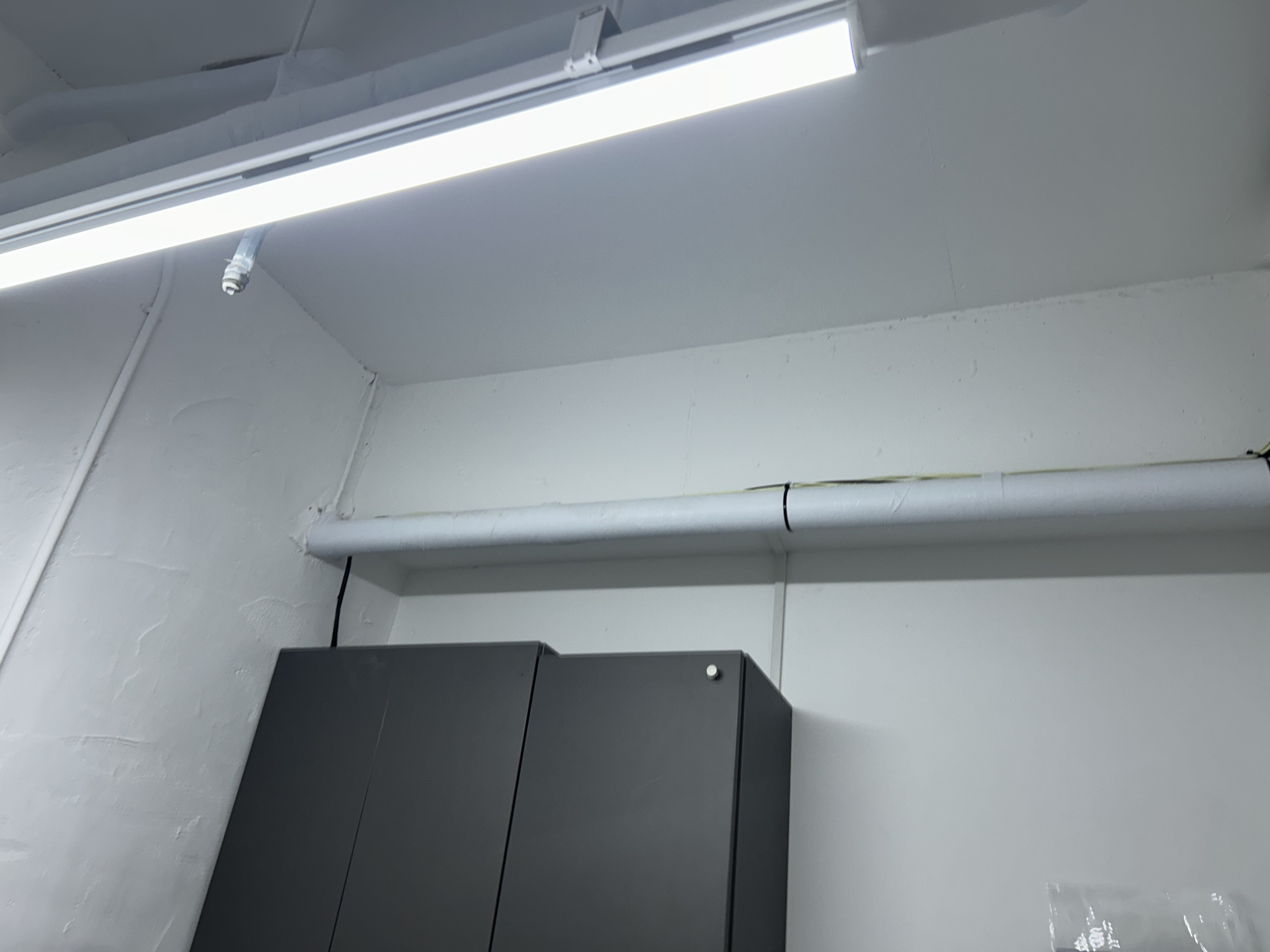 판교 사옥 천장 랜선추가설치 빠르게 해주셨어요
